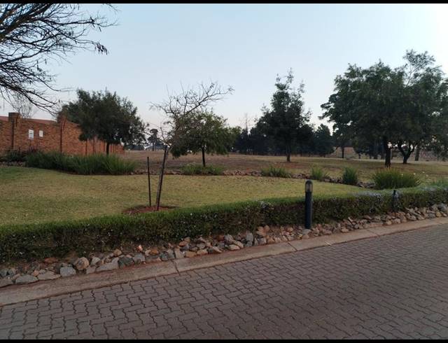LAND FOR SALE IN PROTEA RIDGE